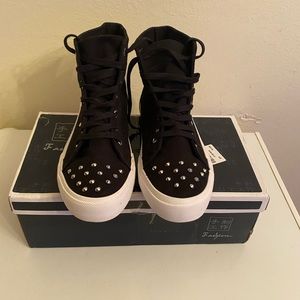 Shoes women